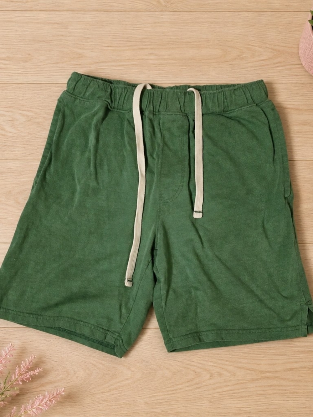 Urban Outfitters Kids Green Drawstring Lounge Shorts Size Small